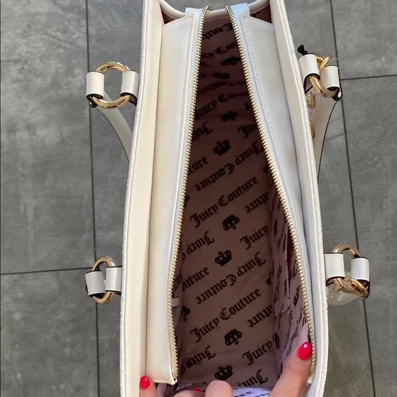 Juicy Couture White Embossed Tote with Gold Accents - Picture 7 of 9